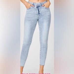 Light Blue High-Rise Women's Jeans
